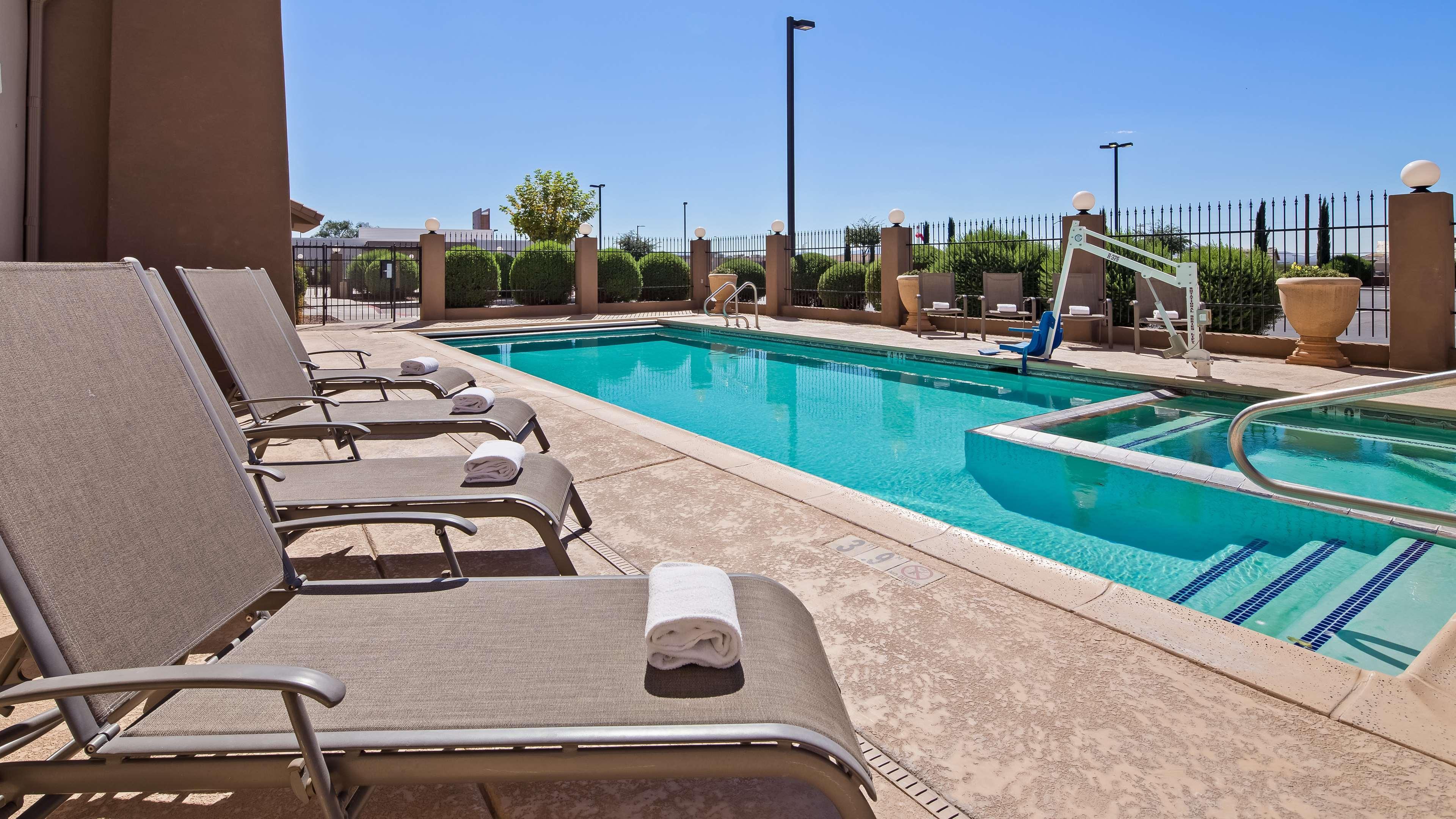 Best Western Douglas Inn & Suites Kültér fotó