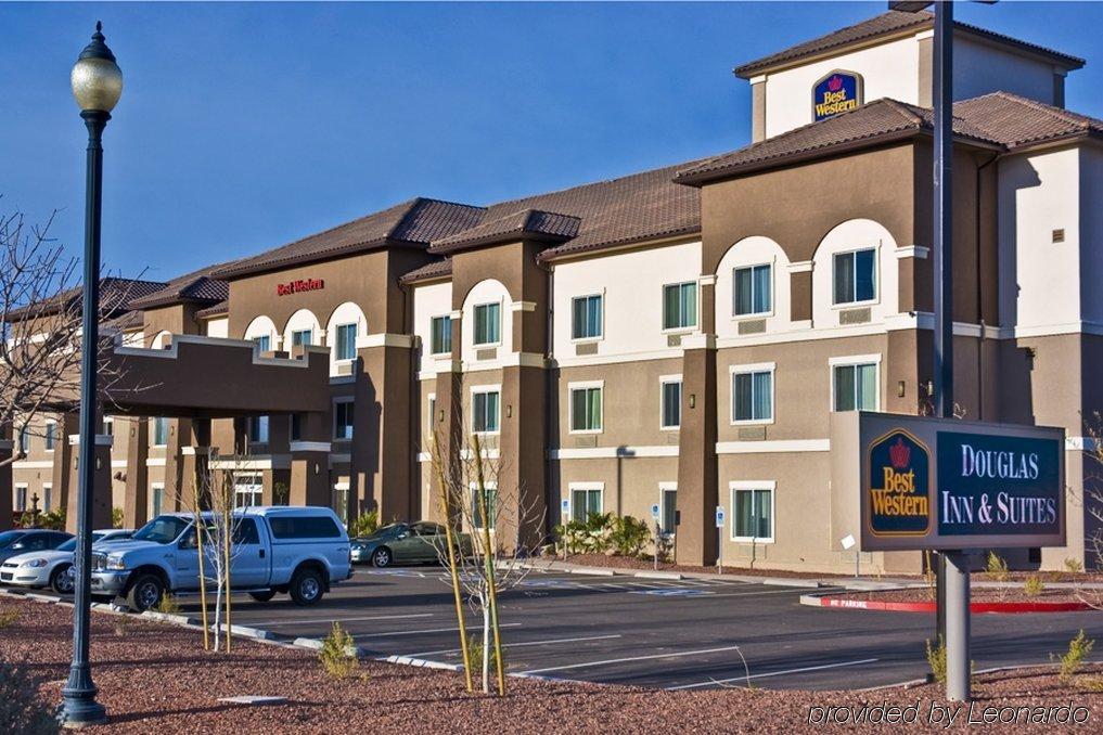 Best Western Douglas Inn & Suites Kültér fotó